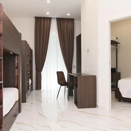 Auroom Naples