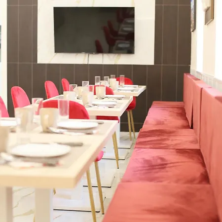 Auroom Hotel