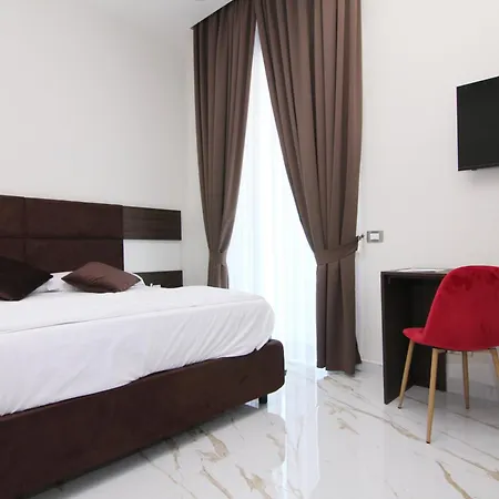 Hotel Auroom *