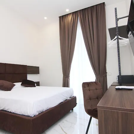 Hotel Auroom *