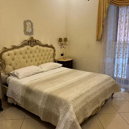 Homestay La Dimora Di Partenope *