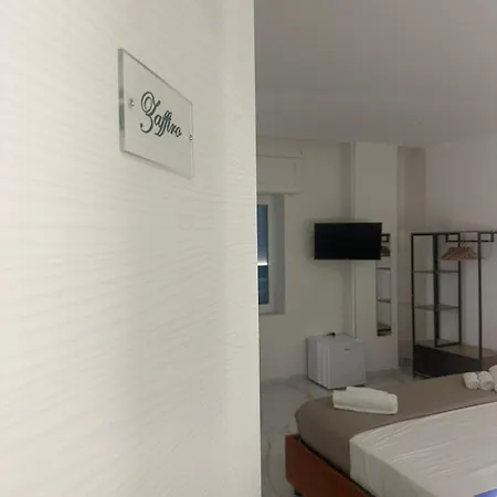 Guest house Emerald Naples