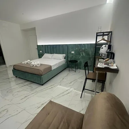 Emerald Guest house *
