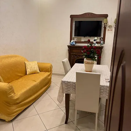Homestay La Dimora Di Partenope Naples