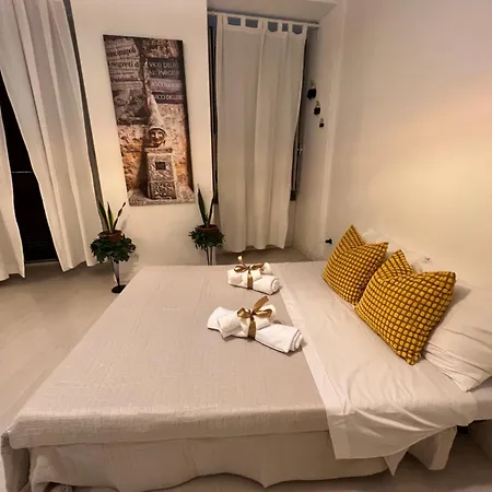 Street Chiaia Apartment Naples