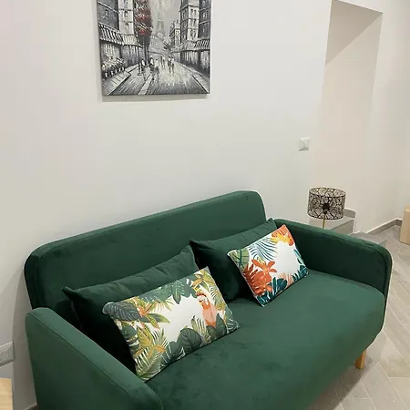 Travelers Cove - Spagnoli Apartment Naples
