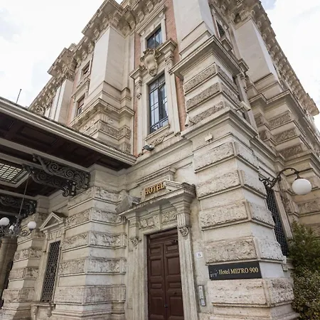Boutique Metro 900 4* Napoli