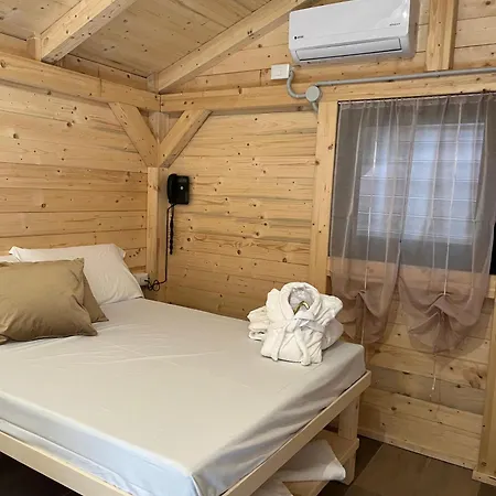 Hotel Elisio & 4*
