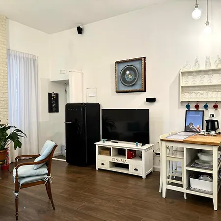 Vomerwood Loft - Luxe And Spacious House In Vomero Neapel