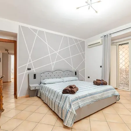 Nfa Nikyfigurellapartament Apartment Neapel