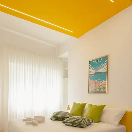 Interno 5 * Napoli