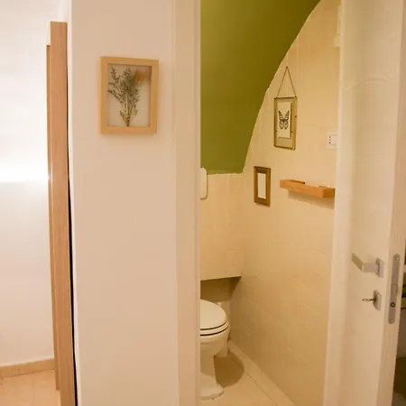 Appartement Era De Maggio Napels