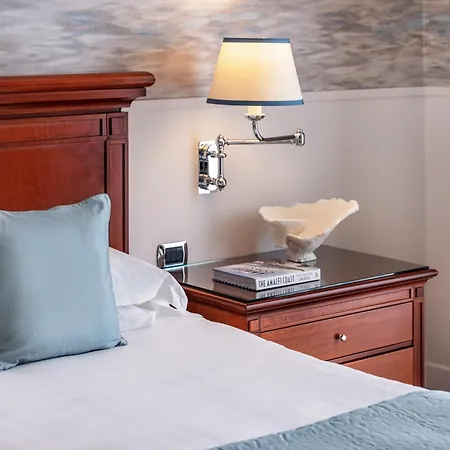 Starhotels Terminus Hotel Neapol
