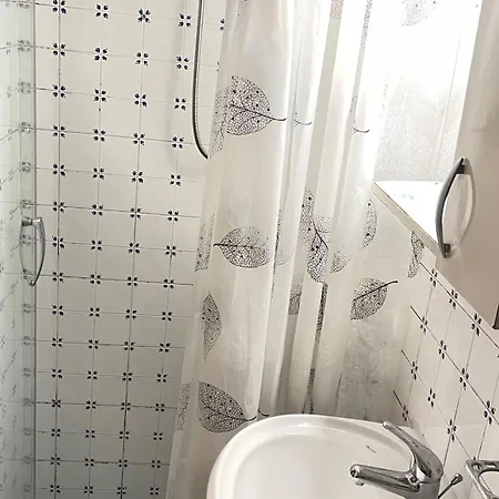 Ai Baretti Oda ve Kahvaltı