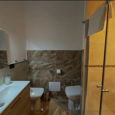 El Diez Guest house