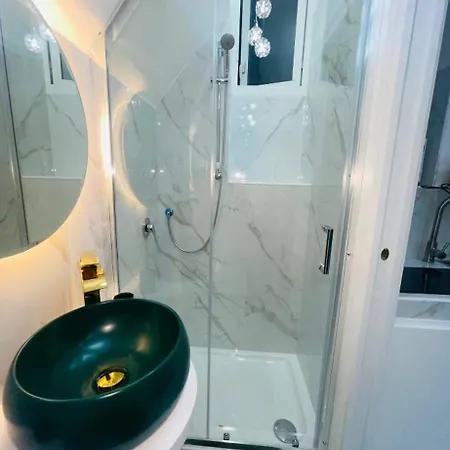 Apartamento Alex Mary *