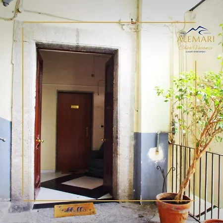 Alemari Casa Vacanze Affittacamere Napoli