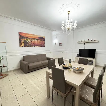 Castellano House Holiday home *