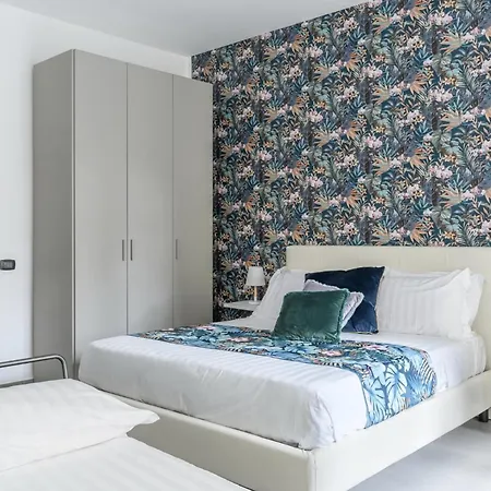 Hotiday Collection - Duomo Aparthotel
