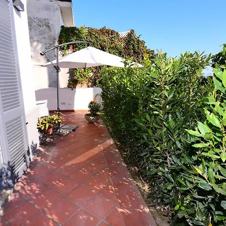 Appartamento Casa Giulia Vesuvio Posillipo *