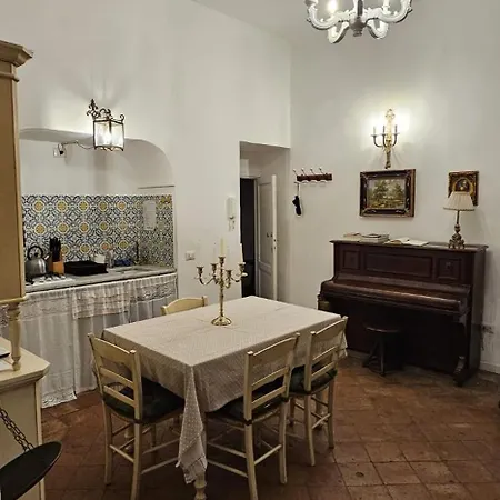 Hébergement de vacances La Dimora Del Professore Naples