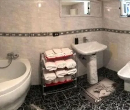 Apartment Residenza Spaccanapoli Naples