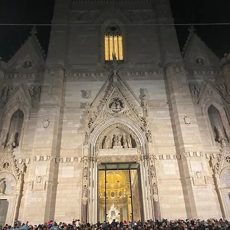 Vista Cattedrale * Naples