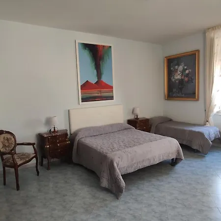 D'incanto A Bed & Breakfast Naples