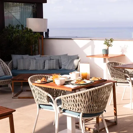 De Bonart Naples, Curio Collection By Hilton Hotel