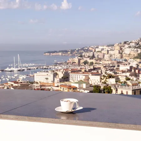 De Bonart Naples, Curio Collection By Hilton Hotel 5*