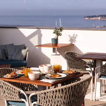 Hotel De Bonart Naples, Curio Collection By Hilton 5*