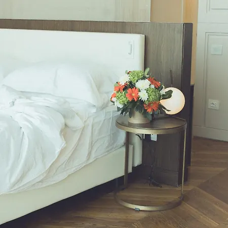 Otel De Bonart Naples, Curio Collection By Hilton Napoli