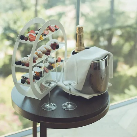 De Bonart Naples, Curio Collection By Hilton 5* Nápoles