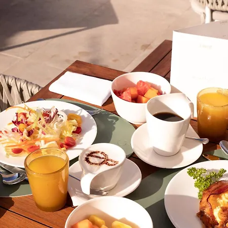 Hotel De Bonart Naples, Curio Collection By Hilton