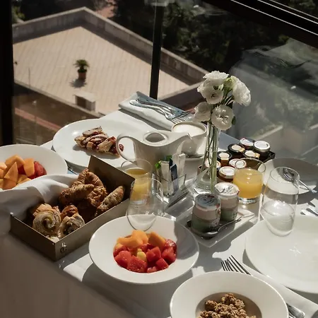 De Bonart Naples, Curio Collection By Hilton Napoli