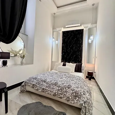 Ferdinando's Apartment *