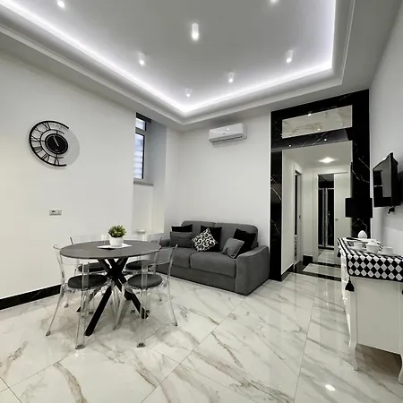 Ferdinando's Apartment *