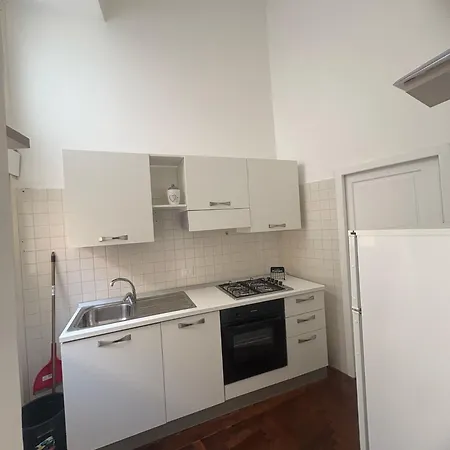 Apartment Santa Lucia 15 *