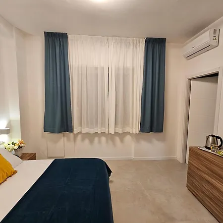 Erminia * Napoli