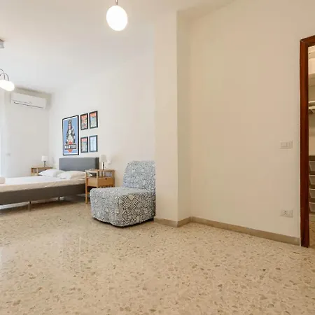 2br Per 5 Con Patio Privato - Vicino Centro Nápoles