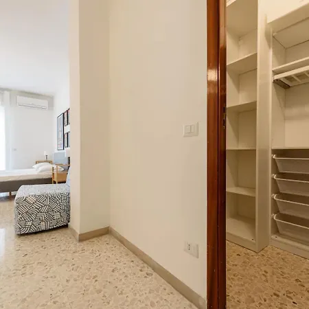 2br Per 5 Con Patio Privato - Vicino Centro Nápoles