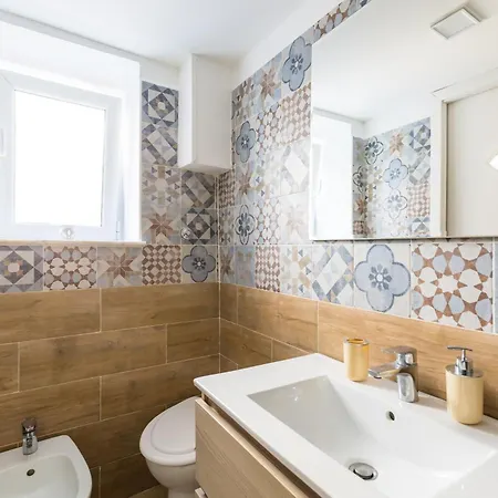 Toledo House Apartment *