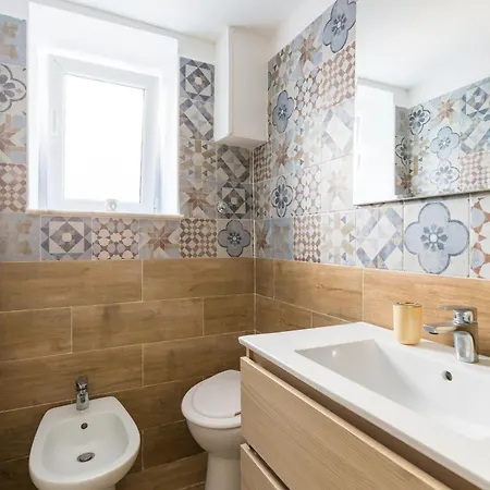 Toledo House * Neapel