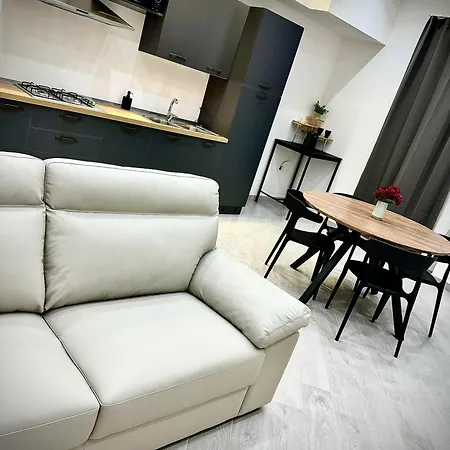 Parthenophouse *