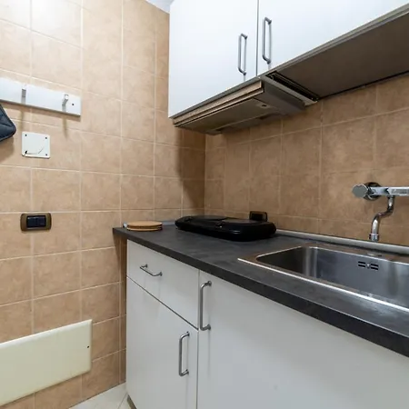 Apartment Via Atri 25 *