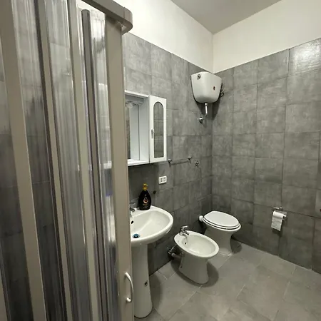 House Clara&vincenzo * Naples