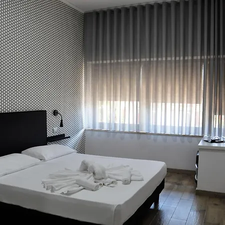 Millennium Gold 4* Naples
