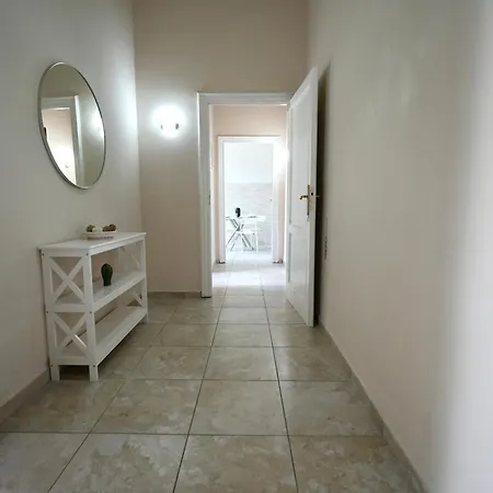 Residenza Vecchia 60 Apartment