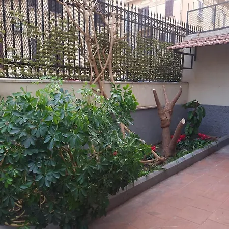 La Casetta Di Oppi * Naples