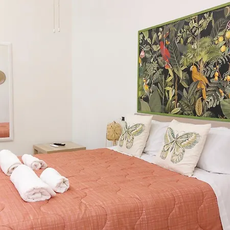 Apartment Grande & Favoloso Vicino Il Museo Madre Naples